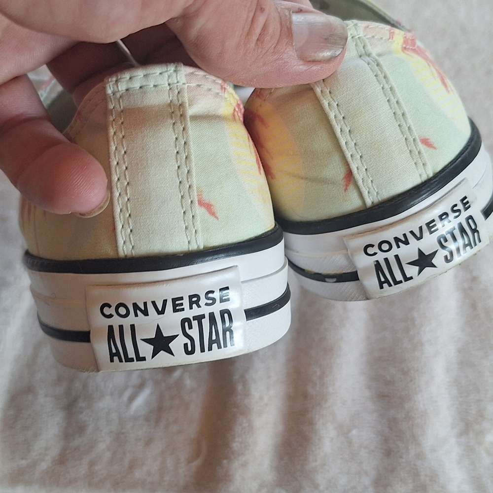 Converse All-Stars - Picture 3 of 6